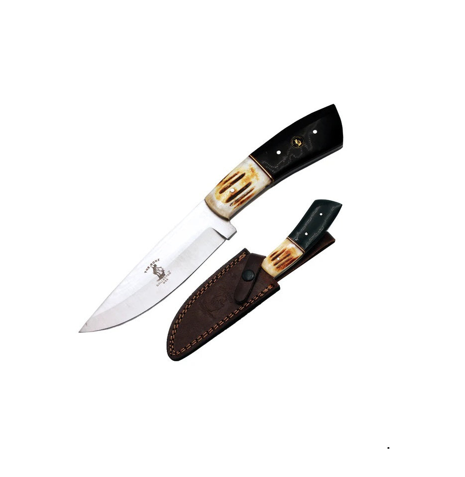 CUCHILLO DE CAZA CON MANGO DE RESINA NEGRA Y HUESO DE VACA QUEMADO