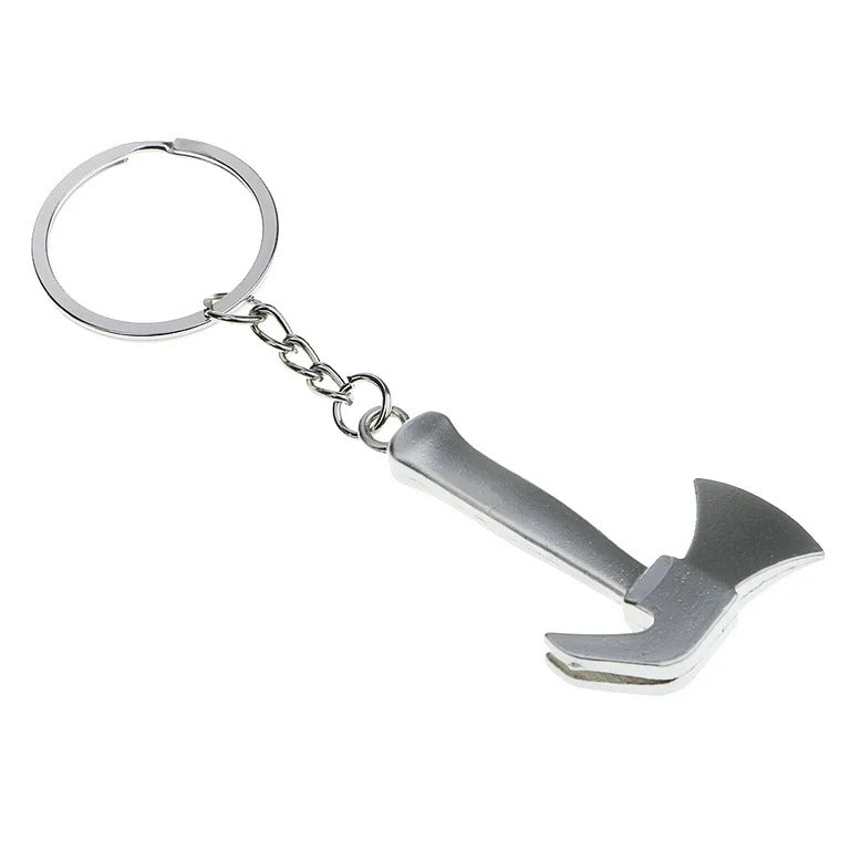 LLAVERO METALICO EN FORMA DE HACHA
