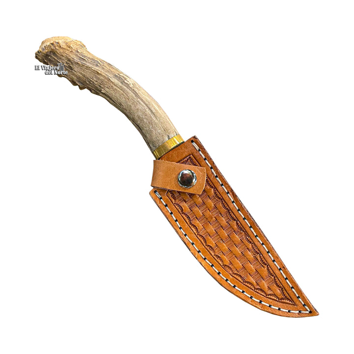 CUCHILLO AJE 6.1" PARRILLERO CAZADOR CUERNO DE VENADO CON FUNDA DE CUERO
