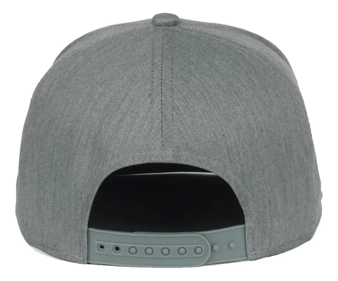 GORRA WRANGLER GRIS CON PARCHE