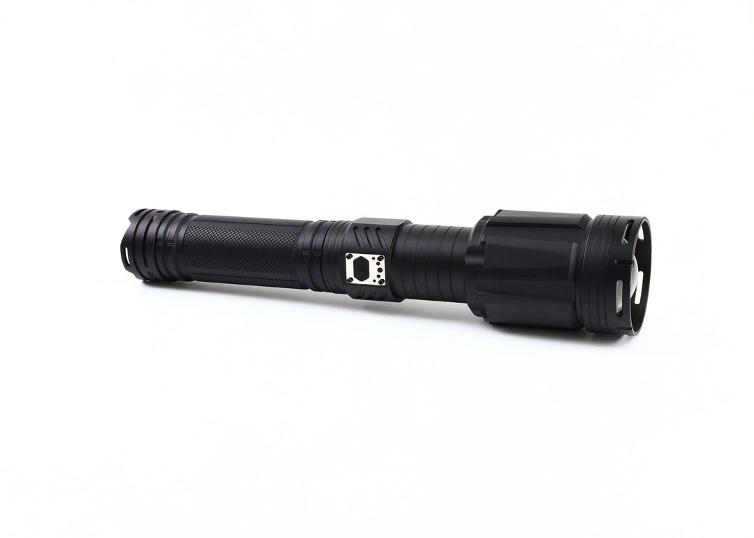 LINTERNA 100W 15MIL LUMENES