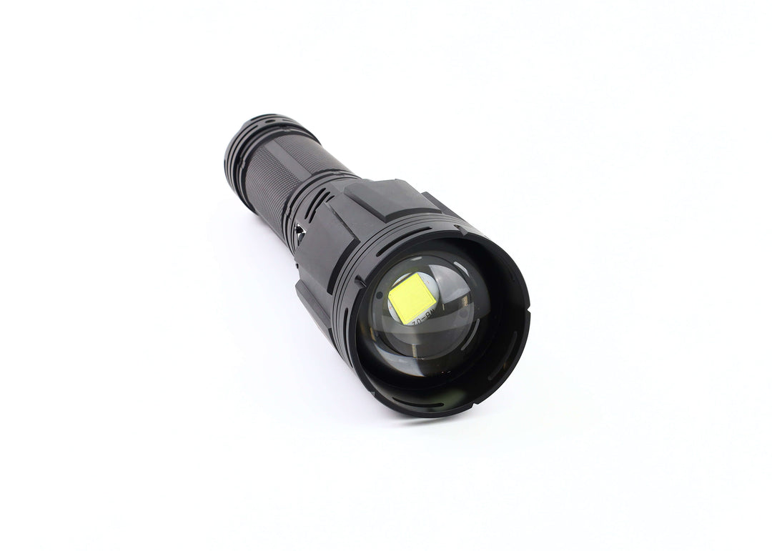 LINTERNA 100W 15MIL LUMENES