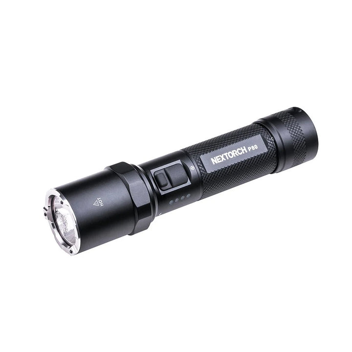 Linterna NEXTORCH de luz estroboscópica con cargador USB tipo C, 2100 lúmenes, WP IPX7, negra