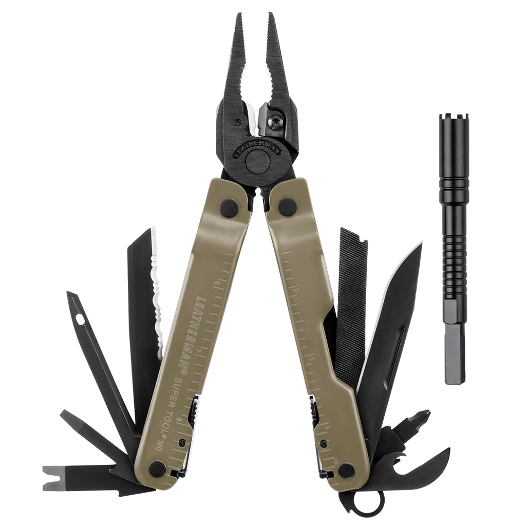 MULTIHERRAMIENTA SUPER TOOL 300M COYOTE LEATHERMAN