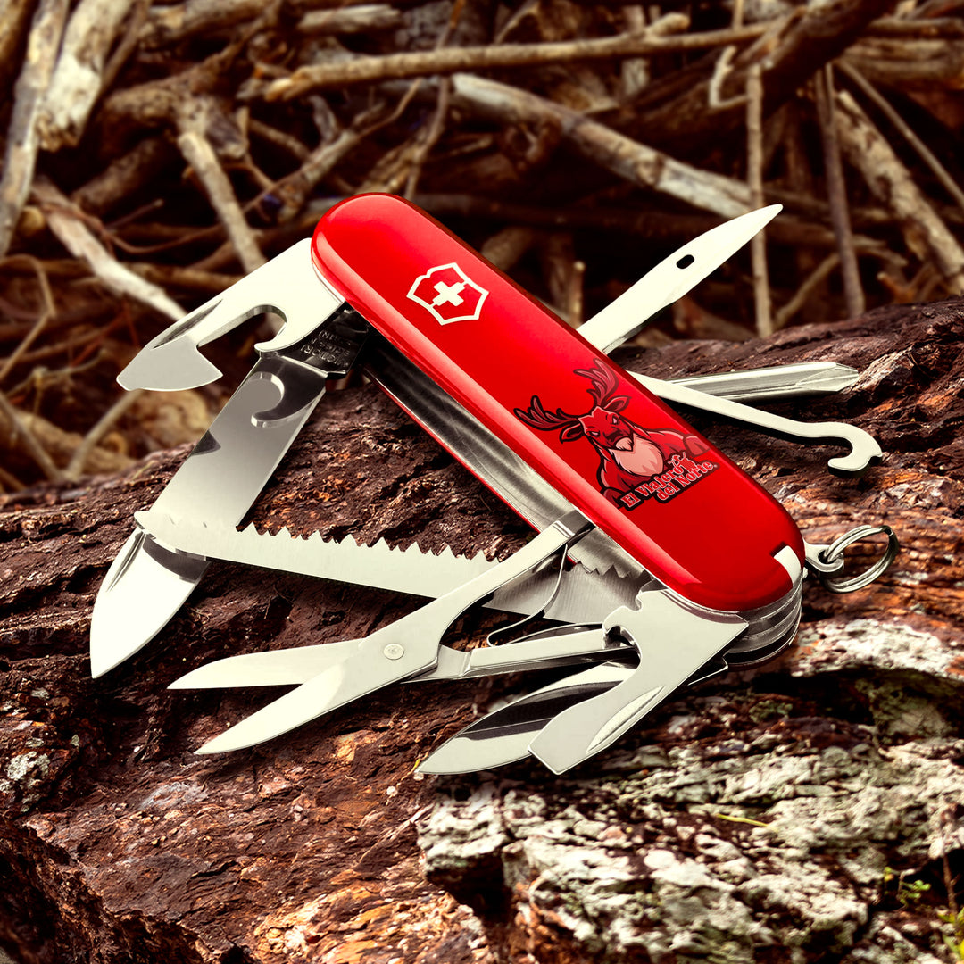 Navaja Victorinox Fieldmaster Edicion "El Viajero del Norte" CIERVO ROJO