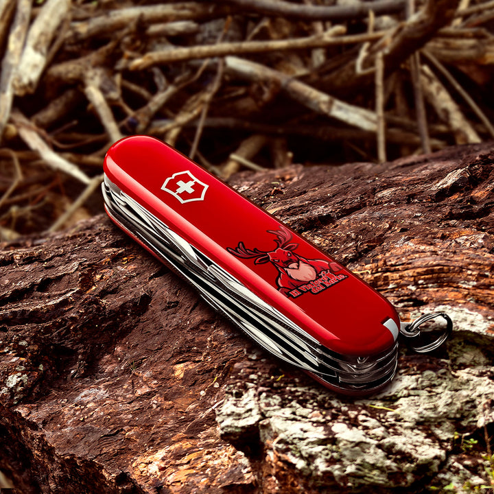 Navaja Victorinox Fieldmaster Edicion "El Viajero del Norte" CIERVO ROJO