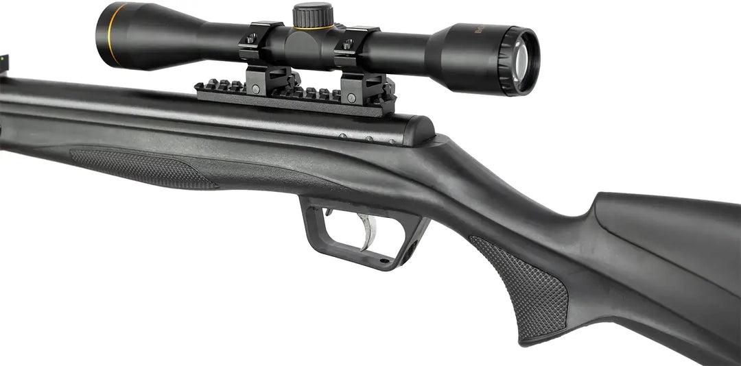 RIFLE BEEMAN 10619 CALIBRE 22 (5.5mm) CON MIRA 4X32