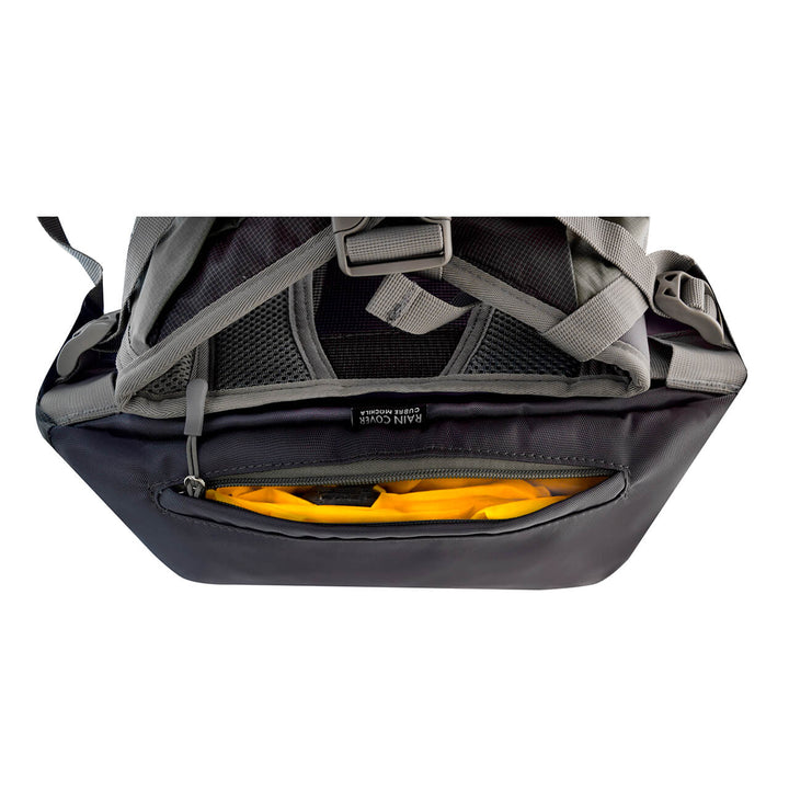 MOCHILA PARA MONTAÑA NAT GEO GRIS DAYTONA 30 LTS CON SILBATO NEGRO S.OS.