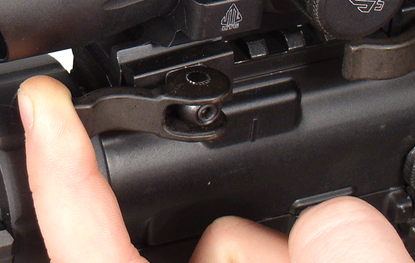 Mira UTG 3.9" ITA Rojo/Verde CQB Dot Sight con montaje QD integral